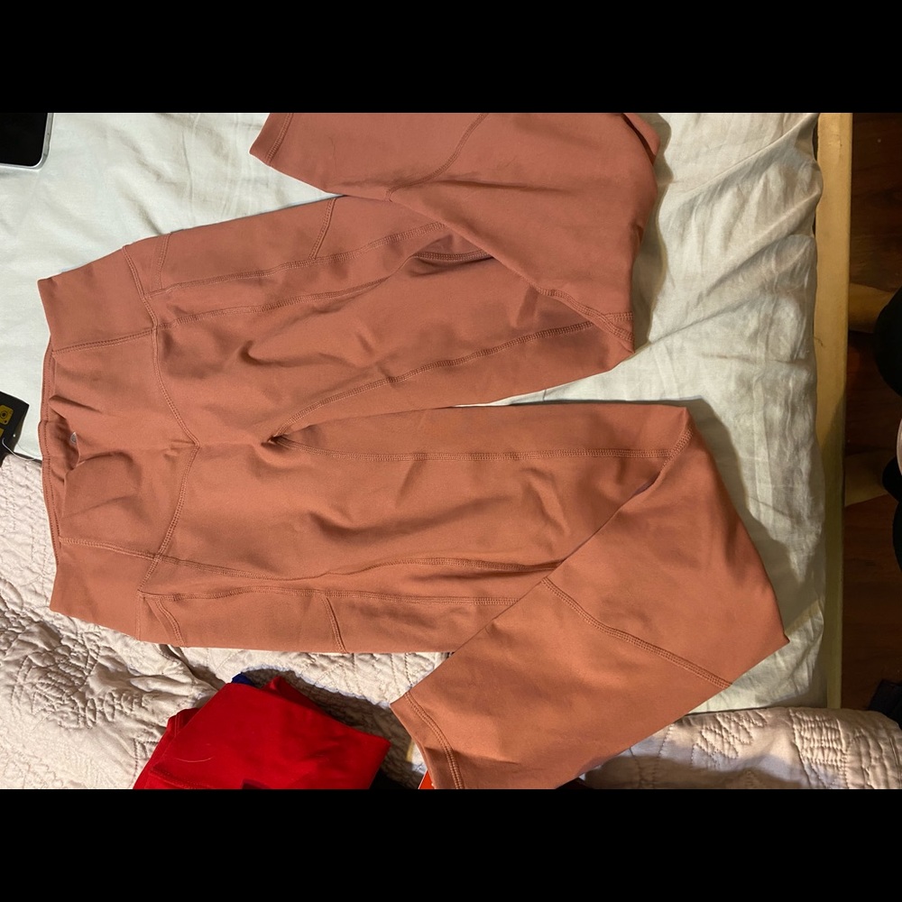 TYC leggings in peach